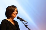 Nakladatelka, scénáristka, rozhlasová hlasatelka a spisovatelka Mónica Lavín.